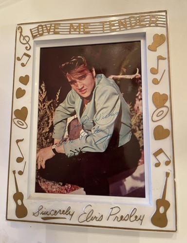 1956 Elvis "Love Me Tender" Kunststoffrahmen mit 5x7 Foto (grüne Jacke Seitenansicht) - Bild 2 von 8