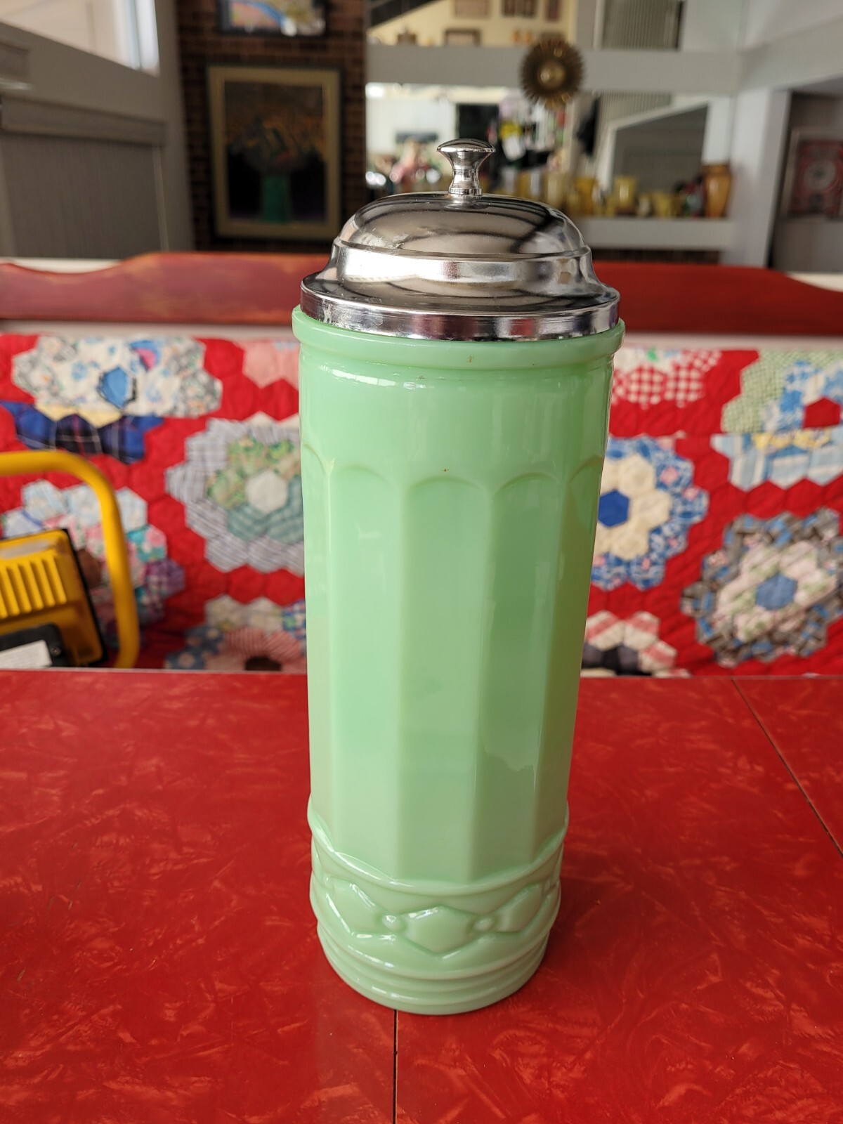 VINTAGE STYLE DEPRESSION STYLE JADEITE GREEN COUNTER STRAW HOLDER VASE