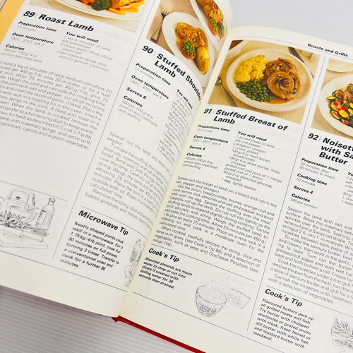 Hamlyn New All Colour Cookbook Hardcover Book Vintage Classic Recipes - Picture 4 of 11