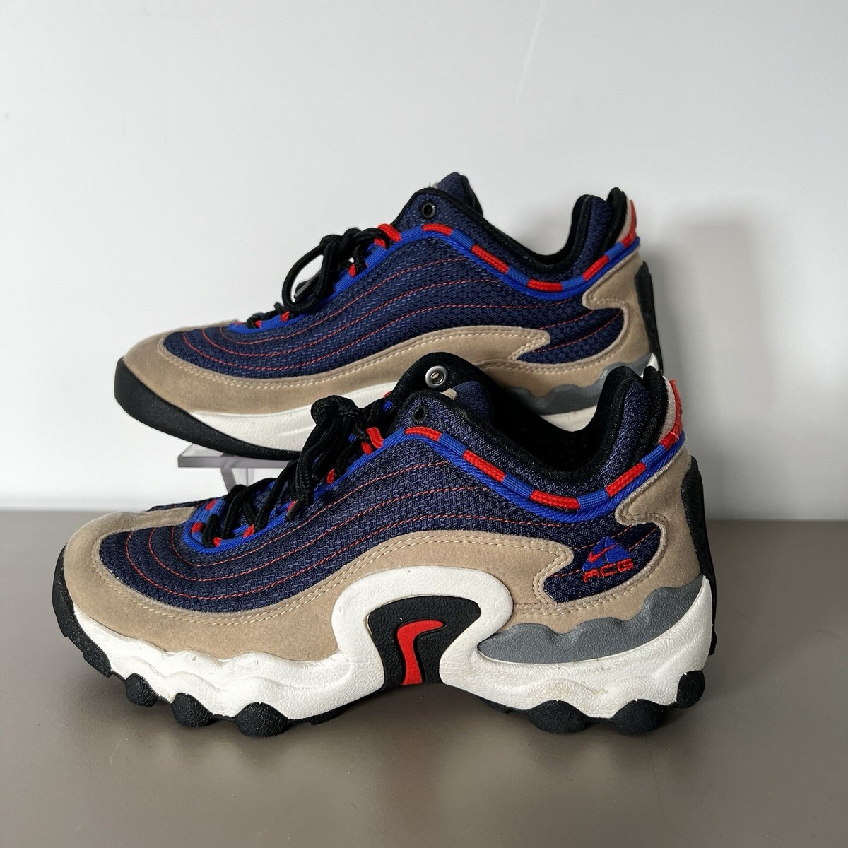 nike air skarn review