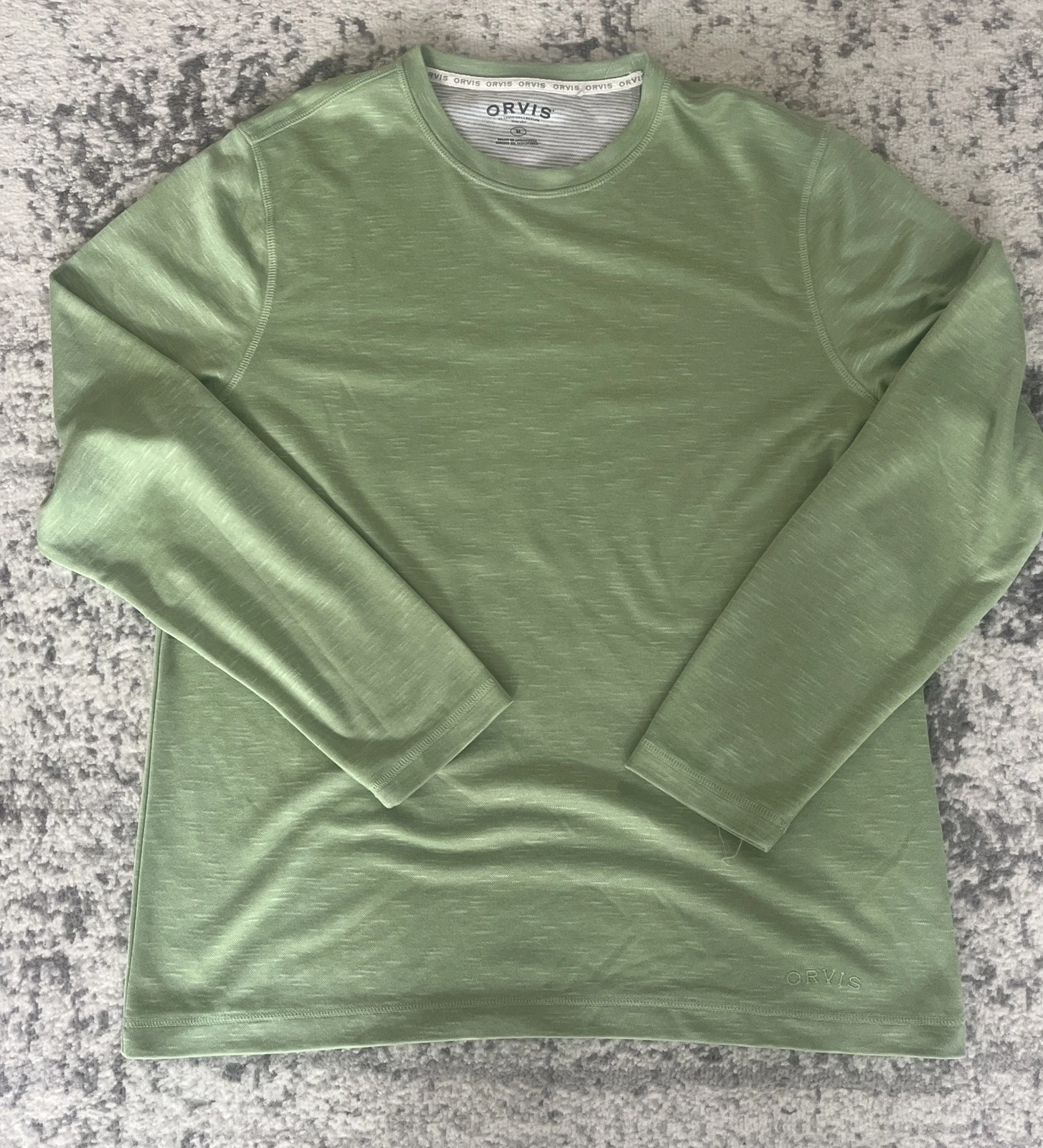 Orvis Long Sleeve T-Shirt Green Crew Neck Rayon Classic Fit Logo 24" Men M