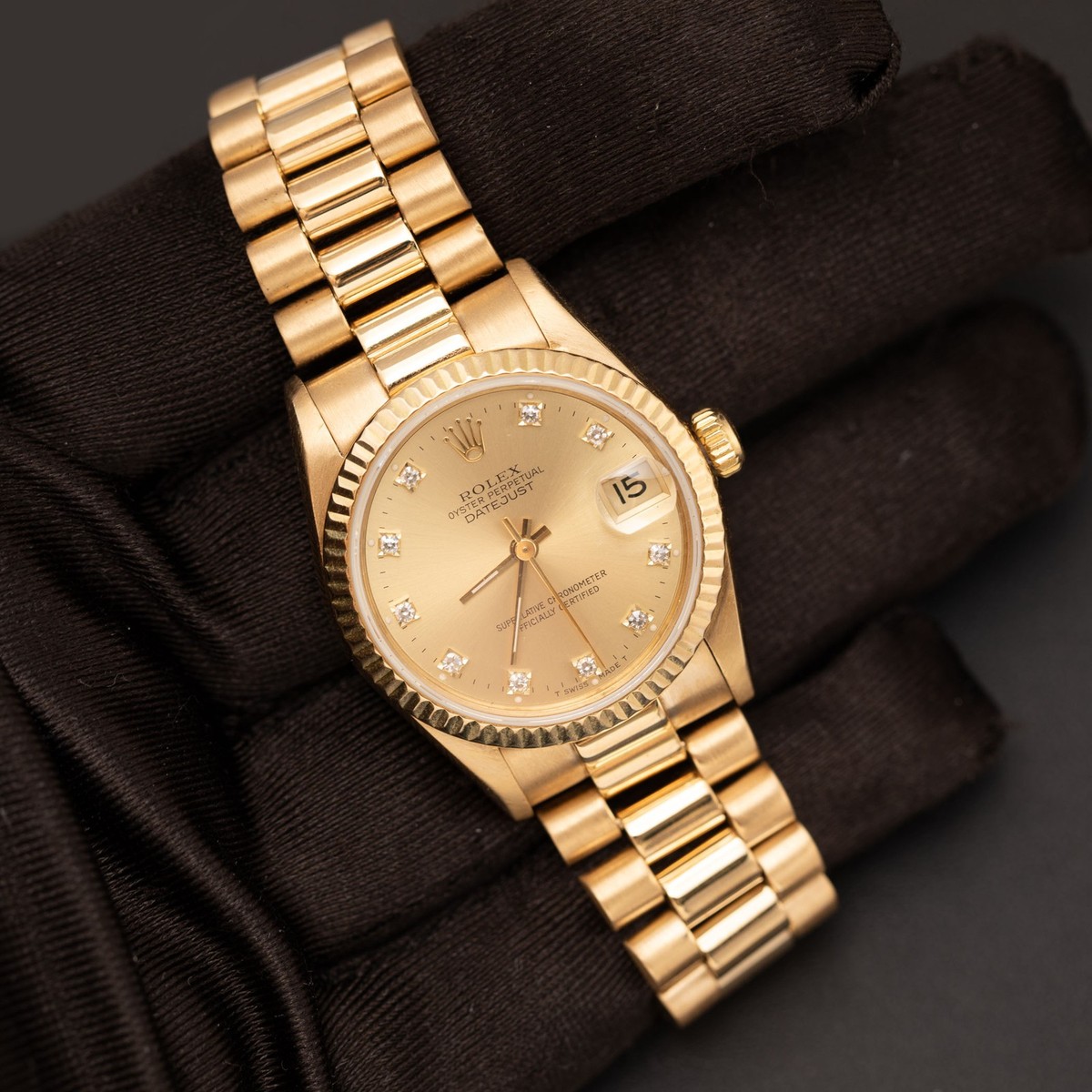 Presidential Rolex Datejust 68278 18K Gold Watch 31mm Factory