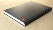 Original Leica Notizbuch mit rotem Bändchen,...