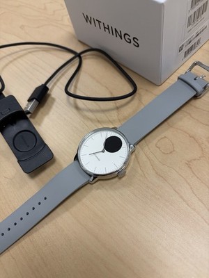 Withings Activity Tracker Watch Gray Wristband with Charging Cable