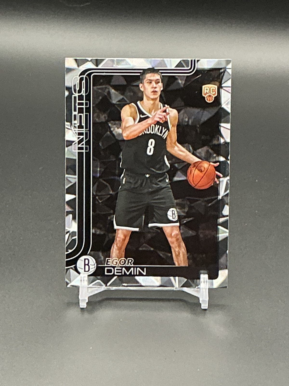 2025 Topps #208 Egor Demin - Crackleboard RC
