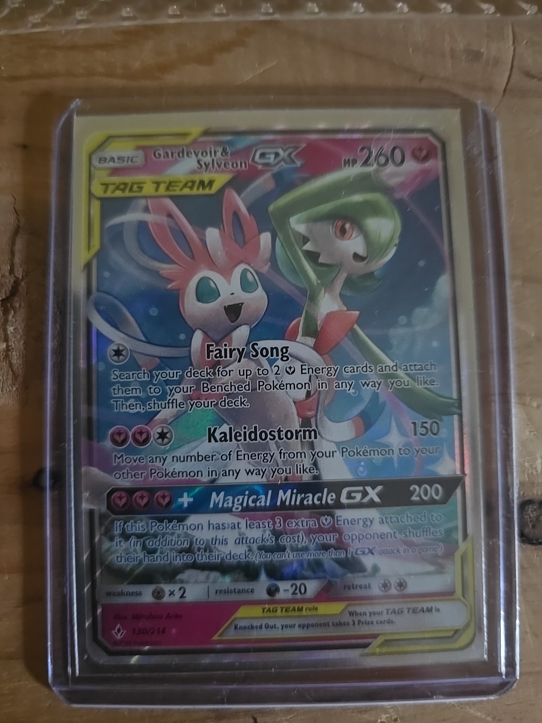 Pokémon Gardevoir-Sylveon-GX-Tag-Team Ultrarare Full Art Holo Card 130/214