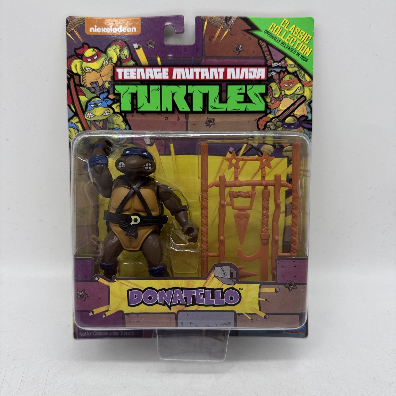 Teenage Mutant Ninja Turtles Classic Collection - Donatello Action Figure