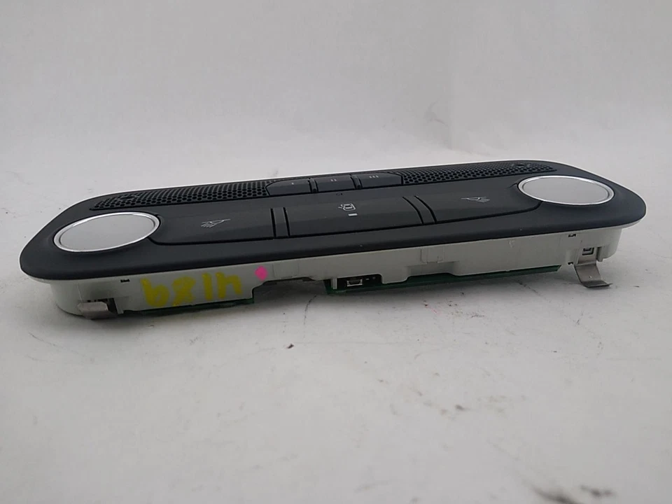 Luz domo delantera Audi TT MK2 8J para 2008-2015 08 09 10 11 12 13 Foto 3 de 4