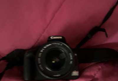 Canon EOS Rebel DSLR Black 18MP w/ 18-55mm f/3.5 Lens, 3'' LCD Flash