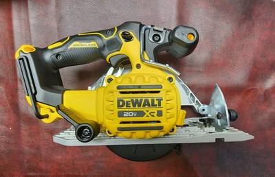 NEW DEWALT 20V Cordless Circular Saw 6.5'' DCS565 (TOOL ONLY)