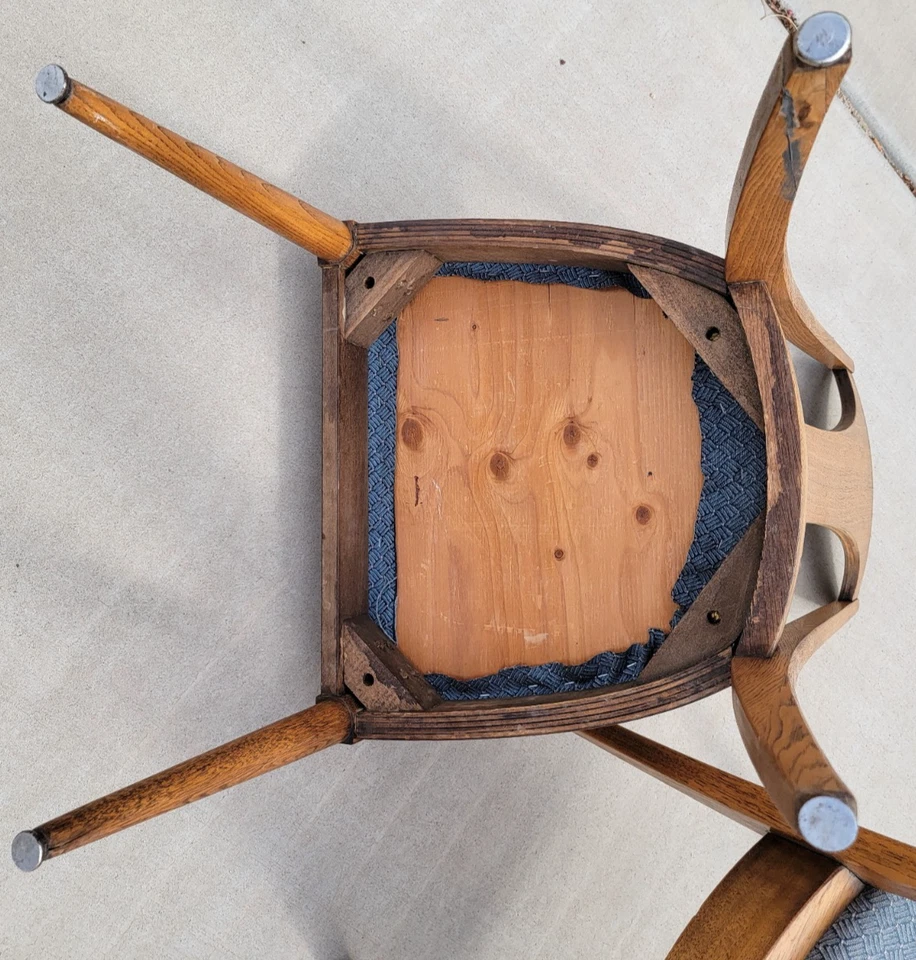 Sillas de comedor Broyhill Brasilia Mid Century de madera maciza - Juego de 4 Foto 4 de 4