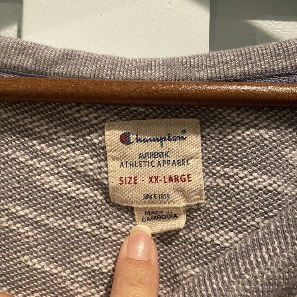 Moletom Champion Feminino XXL 2XL Cinza Corante Espacial Athleisure Aconchegante Elástico Confortável - Imagem 2 de 4