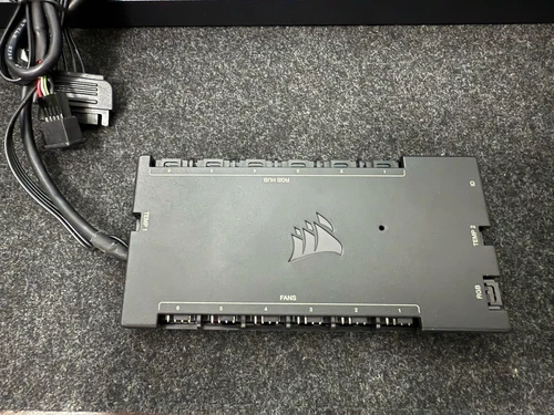 Corsair iCUE Commander CORE XT | Digital Fan Speed & RGB Lighting Controller