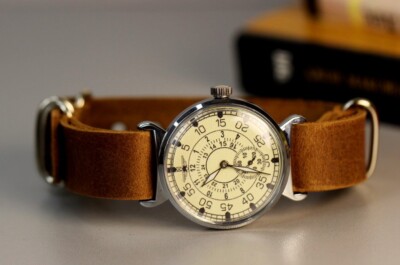 Vintage Style USSR Soviet Style Quartz Wrist Watch   Retro Aviator Design