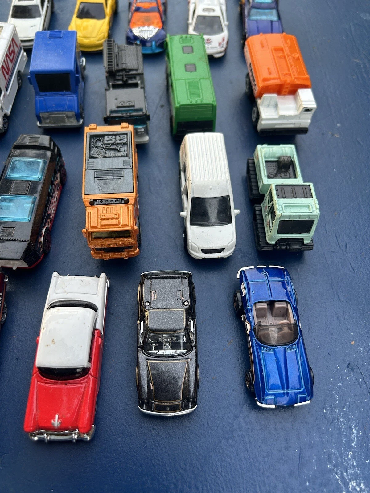  lote de 27 metal fundido 1/64 caixa de fósforos carros usados veículo de brinquedo solto 