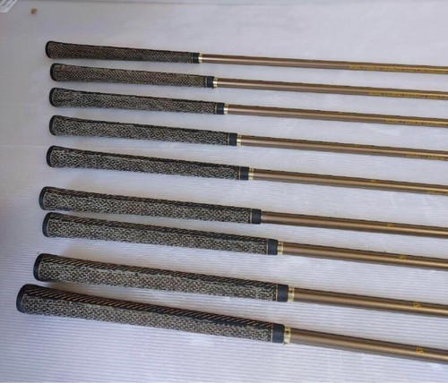 SPALDING Scorcher Iron Set 9pcs Right-Handed - Picture 4 of 6