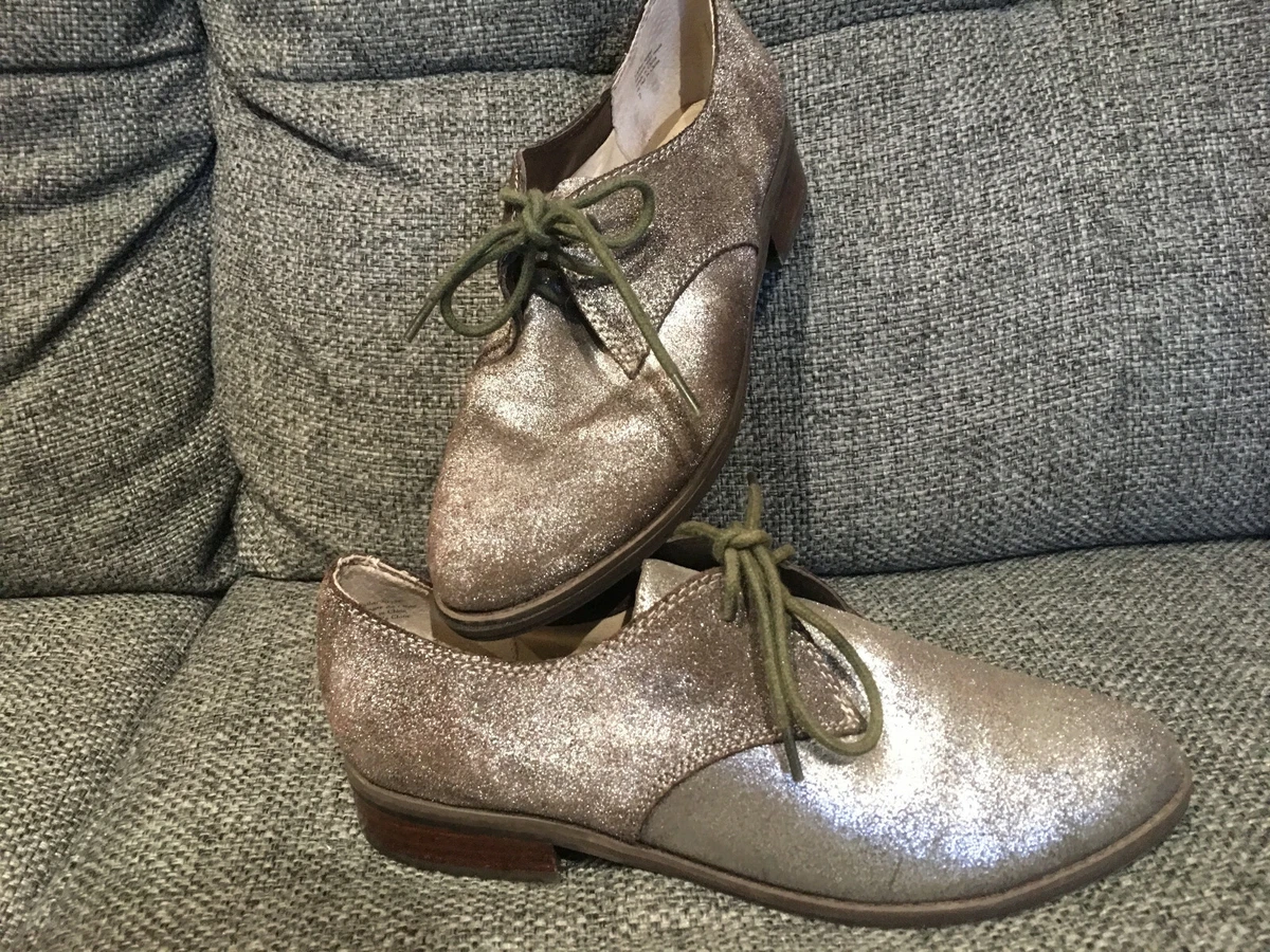 Pewter leather hotsell shoes