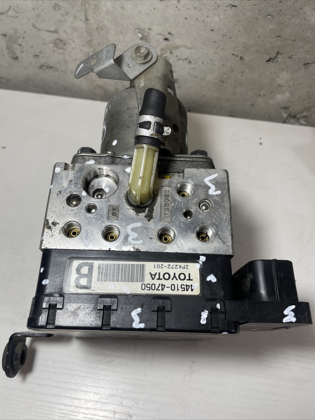 20062009 Toyota Prius ABS Pump Assembly Complete 4451047050 eBay