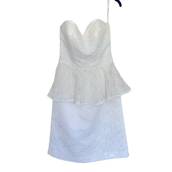 Petites Sleeveless Wedding 6 Women's Size Dresses