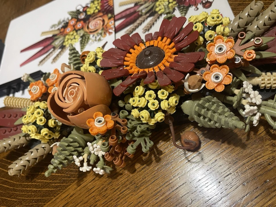 LEGO Botanicals 10314 Dried Flower Centerpiece, photo 2 of 3