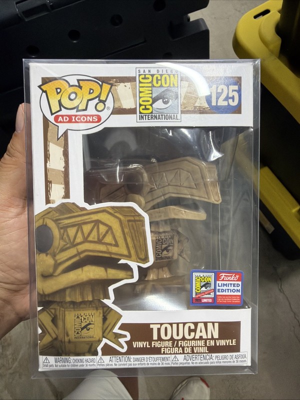 Funko Pop! Tiki Toucan SDCC 2021 Release Exclusive Comic Con Sticker. IN HAND. 