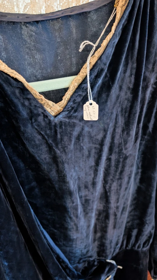 Vestido Vintage Años 20 Art Deco Terciopelo Azul 2 Piezas Aleta Detalles Estrás M Foto 3 de 4