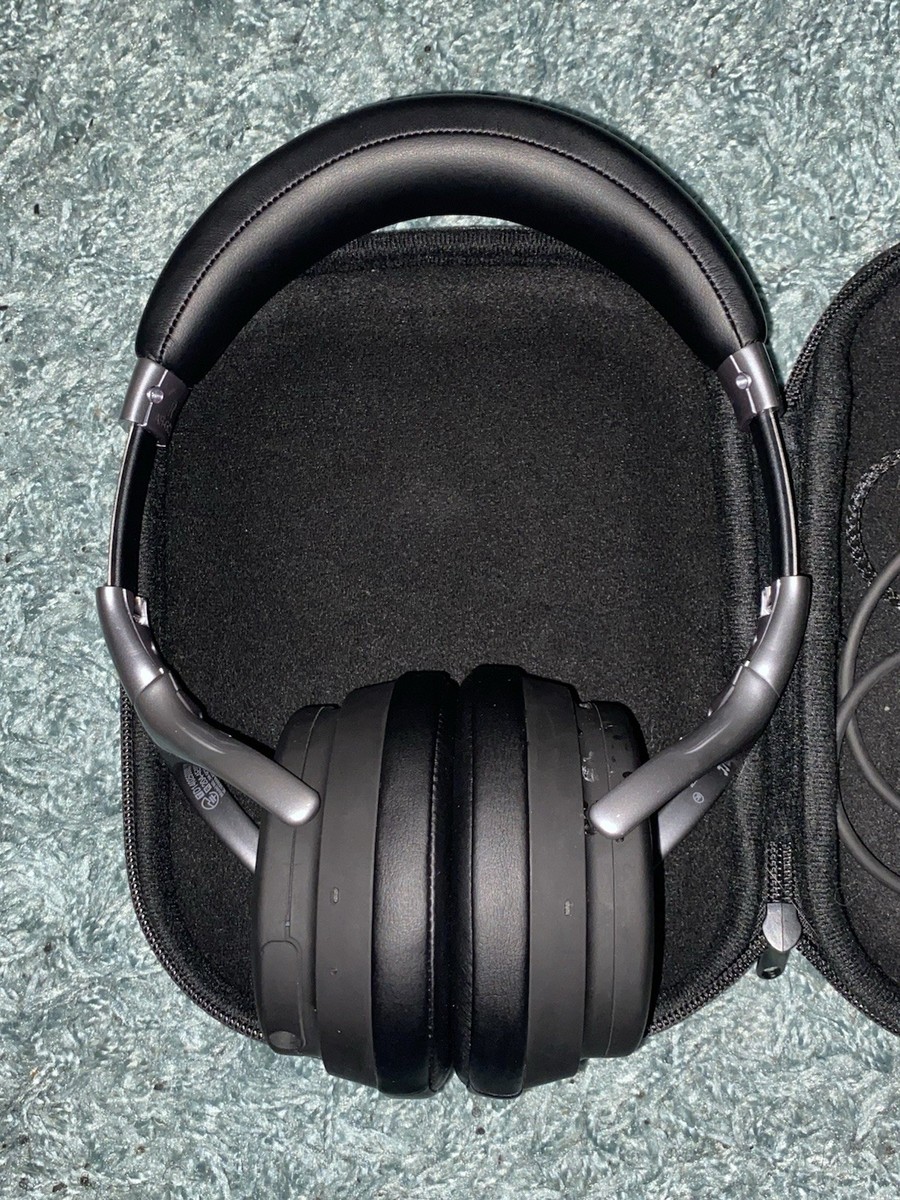 DENONワイヤレスヘッドフォン Denon, Turkish Airlines Headphones, carrying case Black and Silver