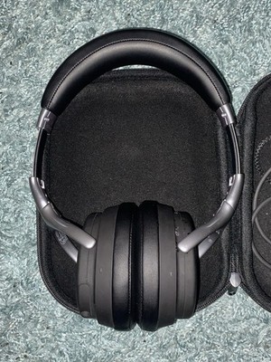 Denon, Turkish Airlines Headphones, carrying case Black and Silver