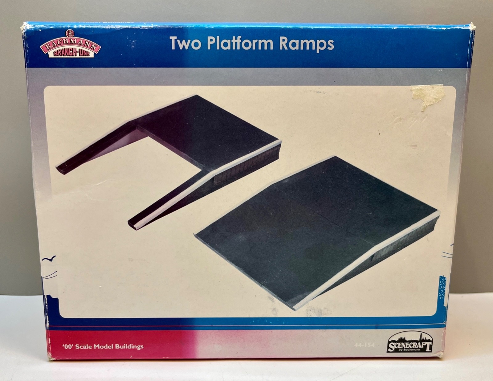Bachmann Scenecraft 44-154 ""Two Station Platform Ramps"" OO Gauge Model Boxed