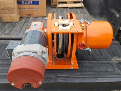 Gleason Pentant Reel P14-33-08-25-CSA 50ft 12awg Type SOW  150 F.P.M. NEW