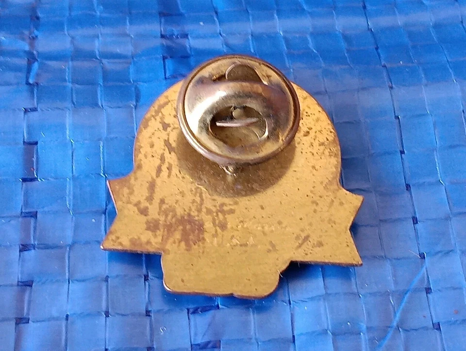 SONIC THE HEDGEHOG 10th ANNIVERSARY PIN E3 Memorabilia Promo - Sega Genesis RARE - Image 4 of 4