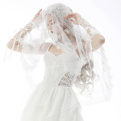 Dark In Love Spitze Schleier Adora bride wedding Hochzeit Spitze  fascinator