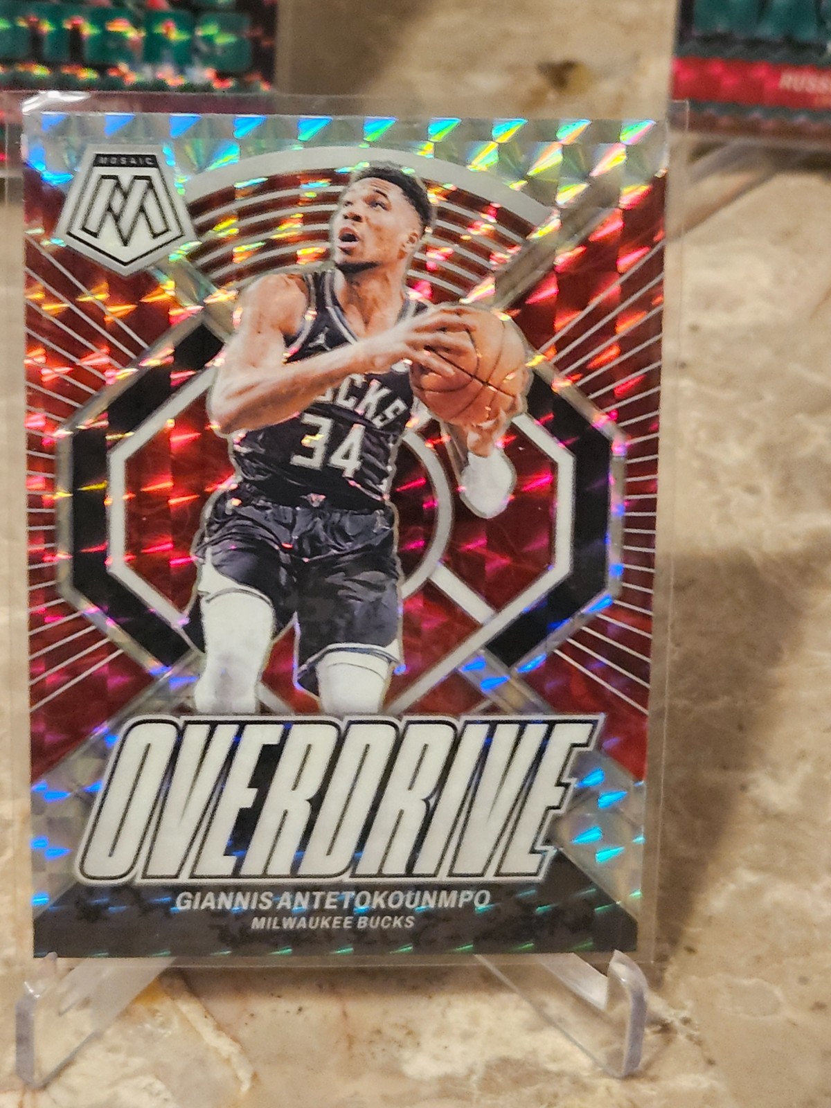 Giannis Antetokounmpo 2023-24 Mosaic #15 Overdrive Silver Mosaic Prizm Bucks