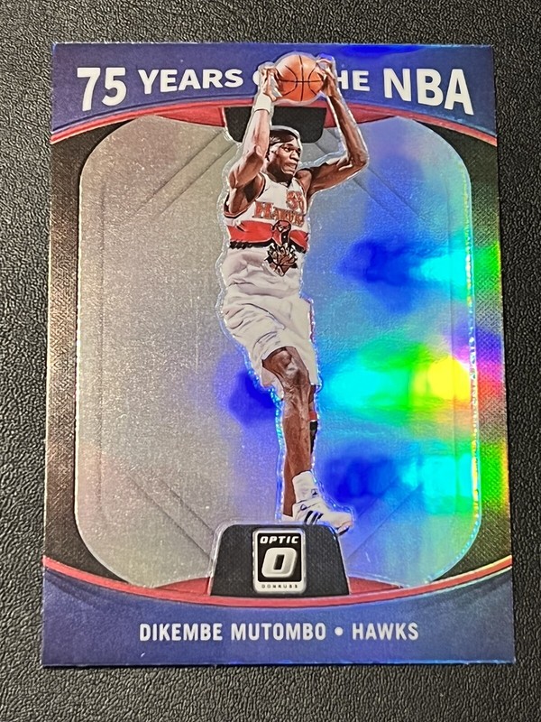 2021-22 Donruss Optic Holo Prizm 75 Years Of The NBA #45 Dikembe Mutombo HOF🔥