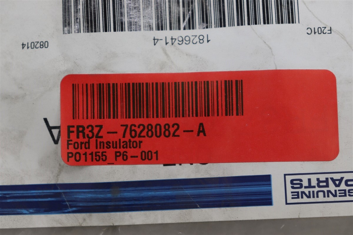 はる NEW OEM Ford Rear RH Wheelhouse Insulator FR3Z7628082A Mustang