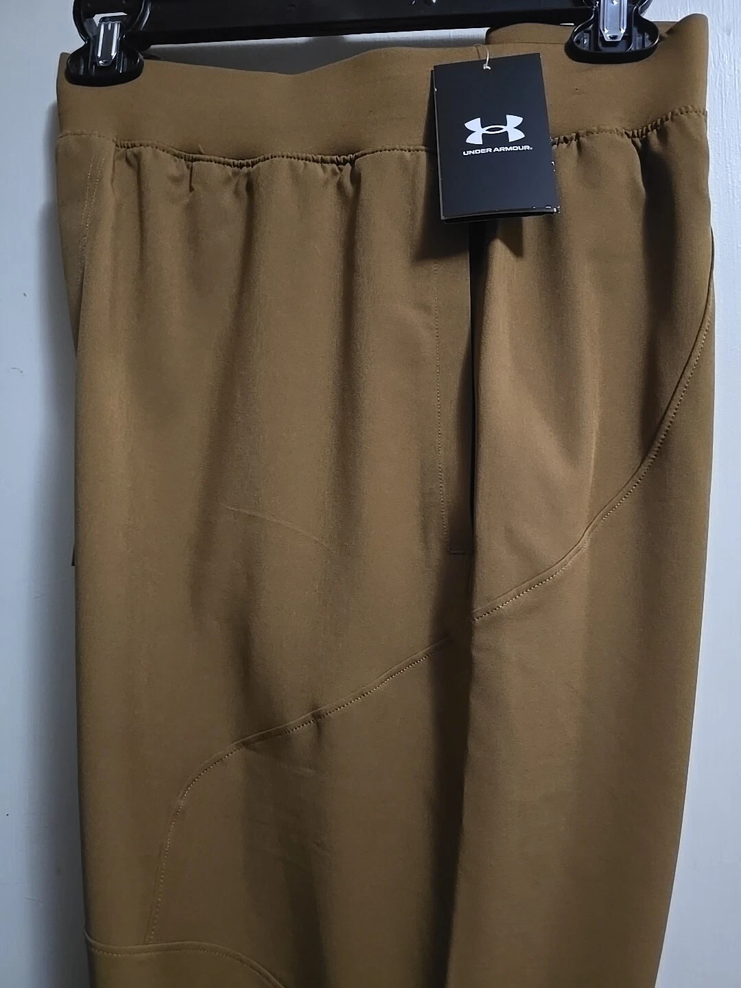 2026-NWTS--Under Armour Men's UA Unstoppable Tapered Pants 1352028 XL COYOTE