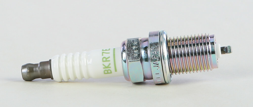 SET OF 4 New NGK Spark Plug - BKR7E / 4644 - Aston Martin Audi Volvo see compat