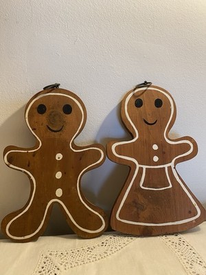 Vintage Wooden Brown Gingerbread Mr/ Mrs 2pcs