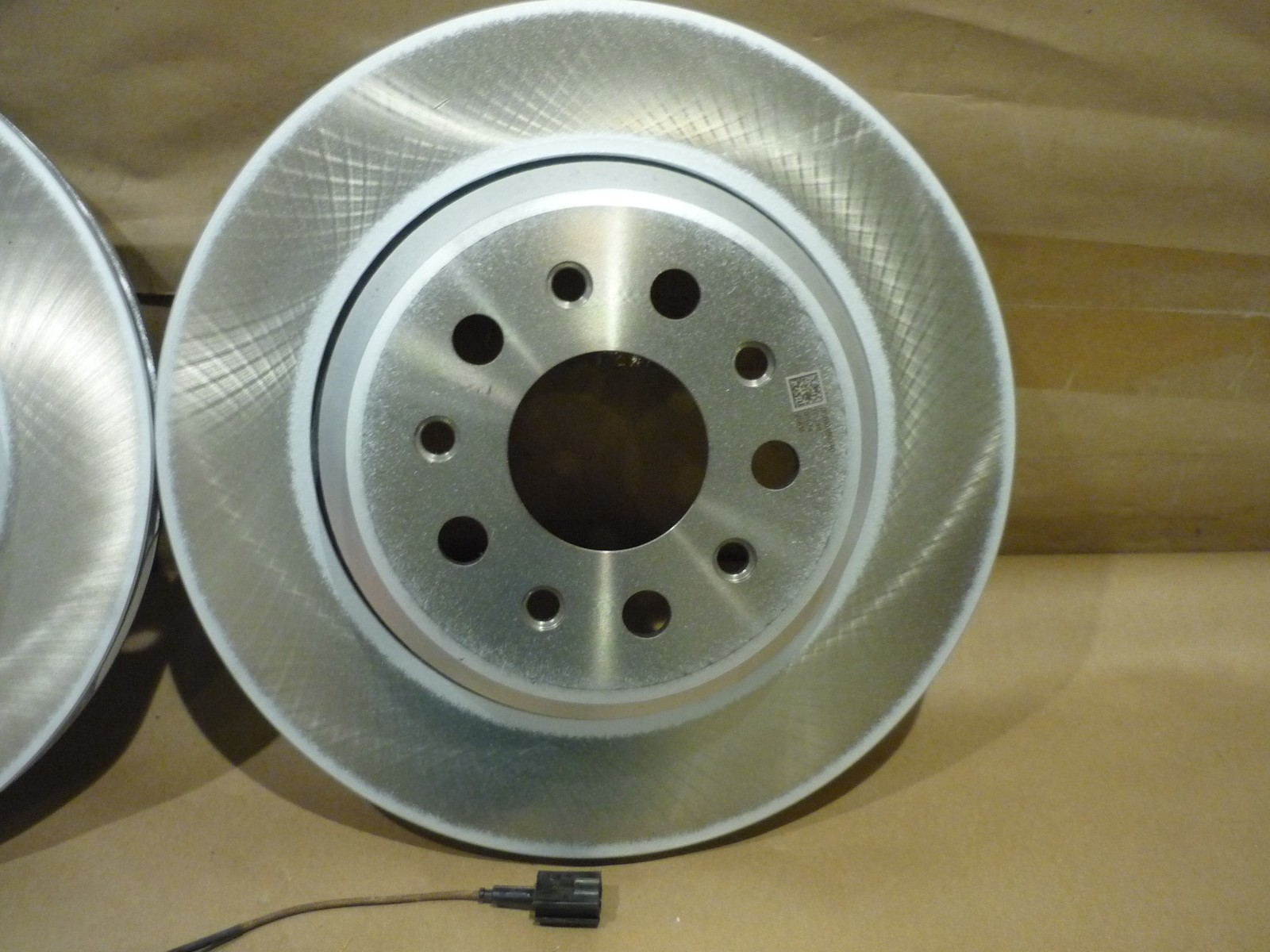 Maserati Ghibli, Quattroporte - Rear Brake Disc Set With Pads -P/N 670030934