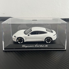Minichamps 1/43 Porsche Taycan Turbo S