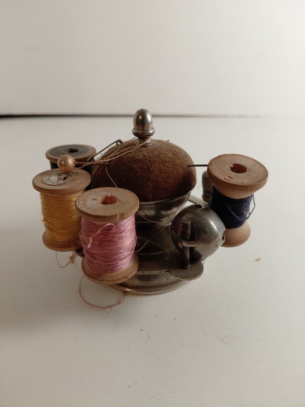 Antique Victorian Sewing Caddy Spool Holder Pin Cushion Carousel Carousel 8 Pins