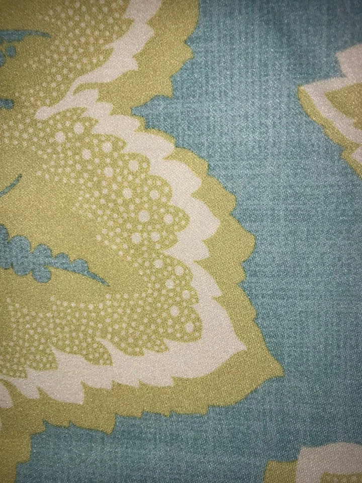 7m of sateen cotton duck egg blue and green leaf fabric - Image 4 of 4