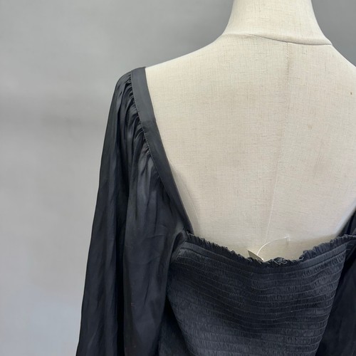 J. Crew schwarz Squareneck gesmoktes federleichtes Satin Crop Top Größe Large neu mit Etikett - Bild 11 von 14