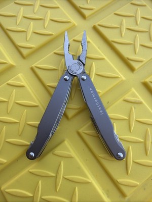 Leatherman Juice S2 Silver Multitool, Discontinued 