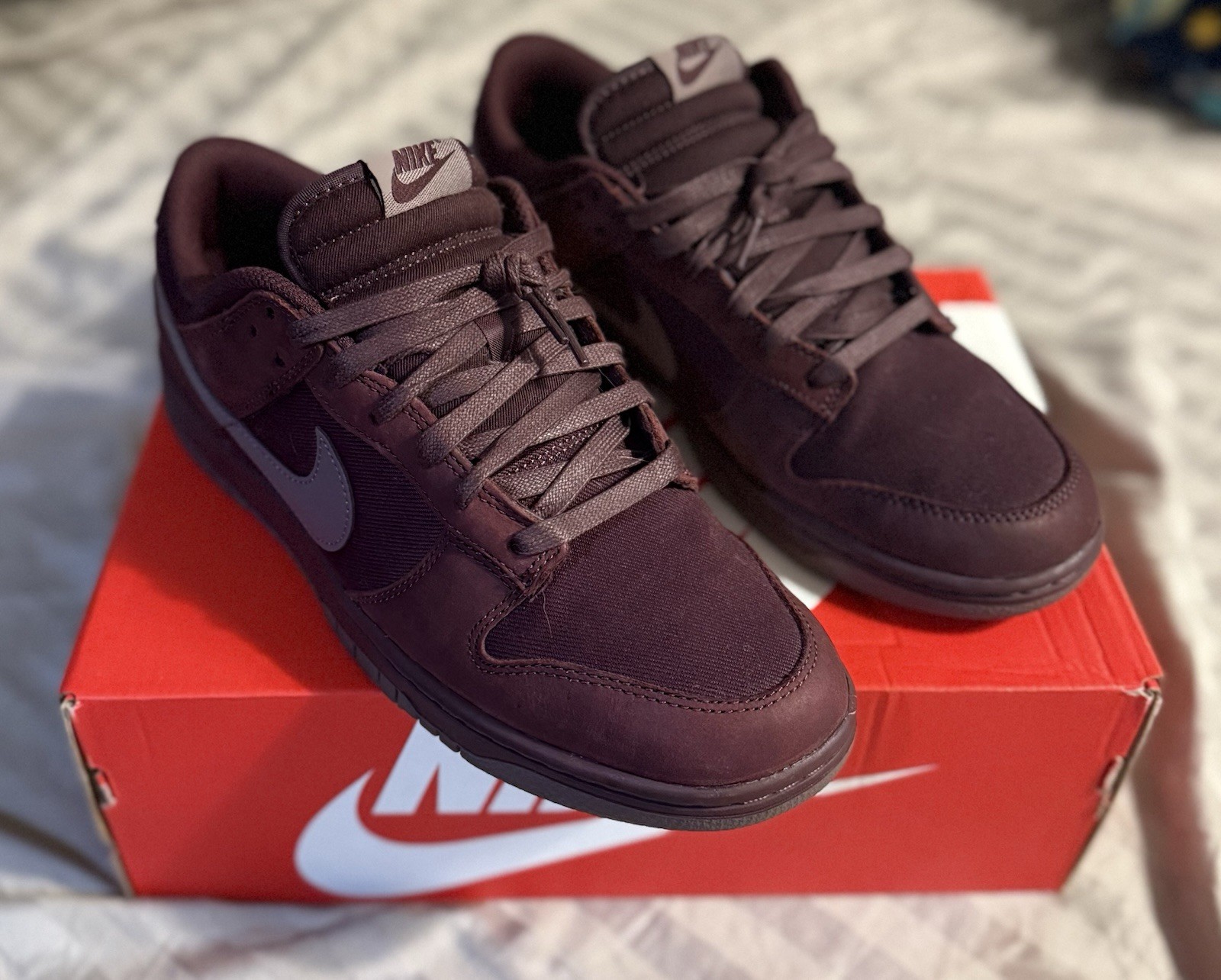 nike shoes - image 1