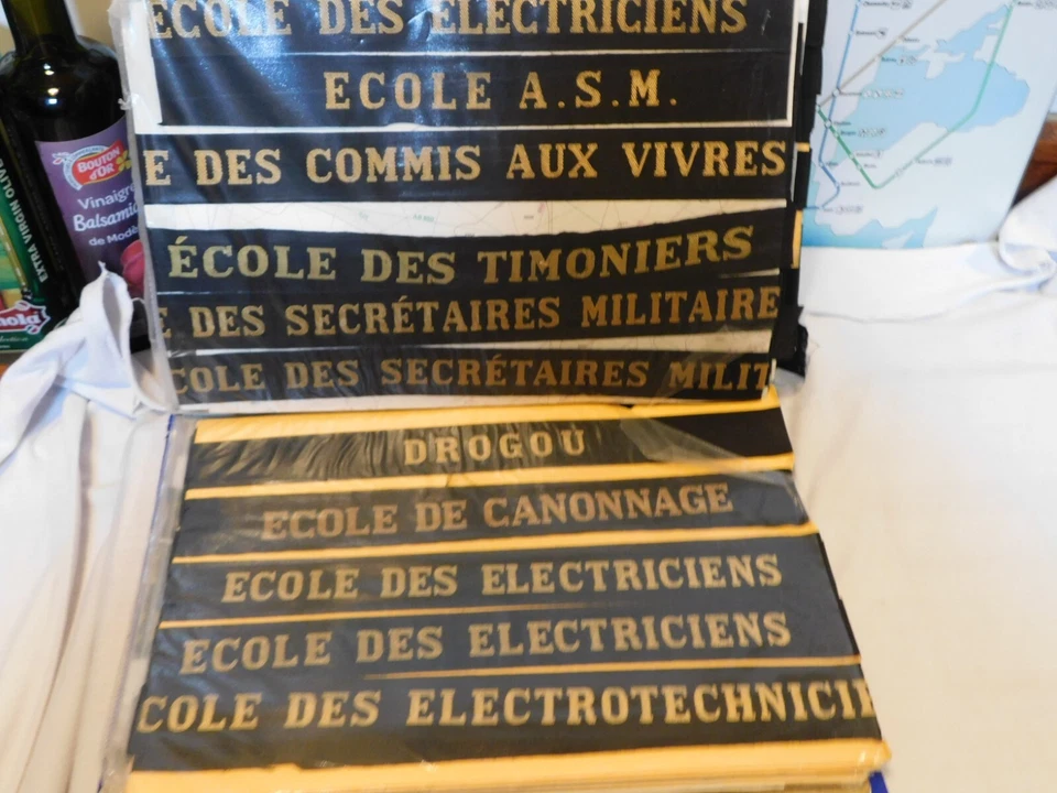 ECOLES MARINE NATIONALE  : 1-UN  RUBAN LEGENDE MARINE / AU CHOIX   #.8 - Photo 2/4