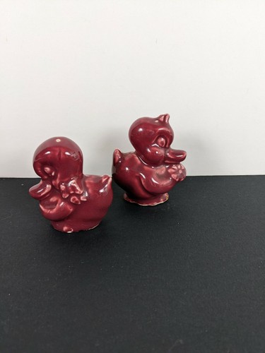 Pink Duck Salt and Pepper Shakers Pair Retro 40's 50's Pair Couple Kitchen - Picture 3 of 8