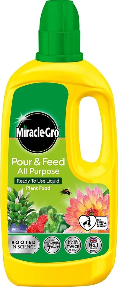 Miracle Gro Pour and Feed Liquid Plant Food - 1 L