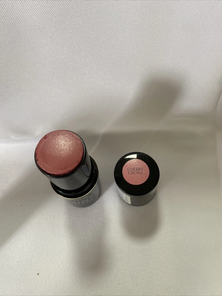 Revlon Face and Eyes Gleamer / CHERRY CRUSH ￼ .38oz Limited Edition - Image 4 of 4