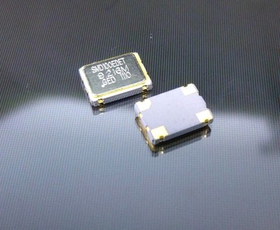 4 (Four) Gen. E Devices  SMD100 Series 9.216 MHz Oscillators. Enable/Disable Tri
